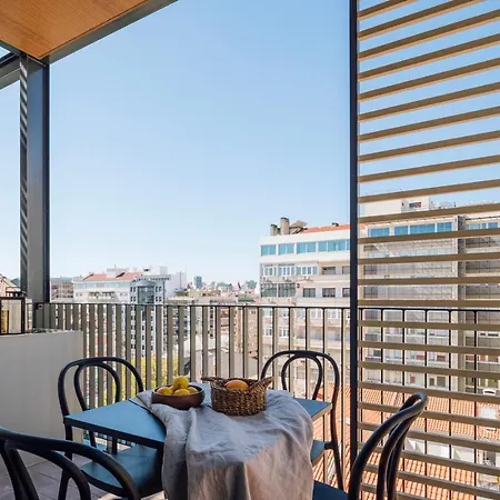 Apartment Bianco - 1 Bedroom And Pool In Santo Antonio Lisbon